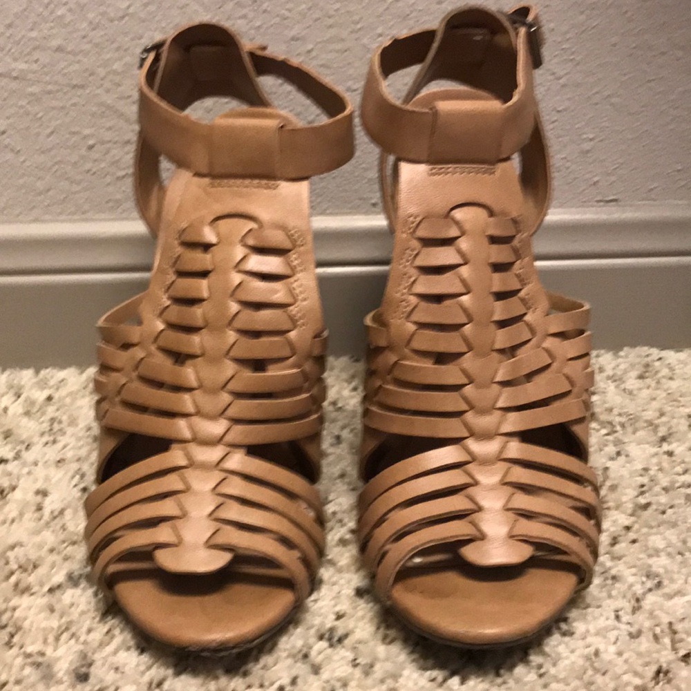 Tan Heels